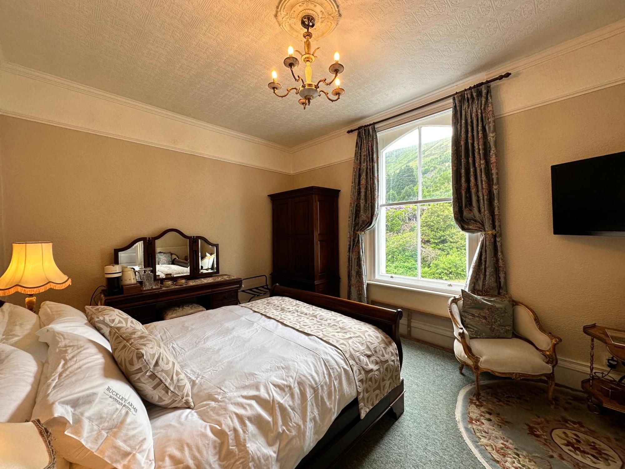 The Buckley Arms Hotel Dinas Mawddwy Ngoại thất bức ảnh